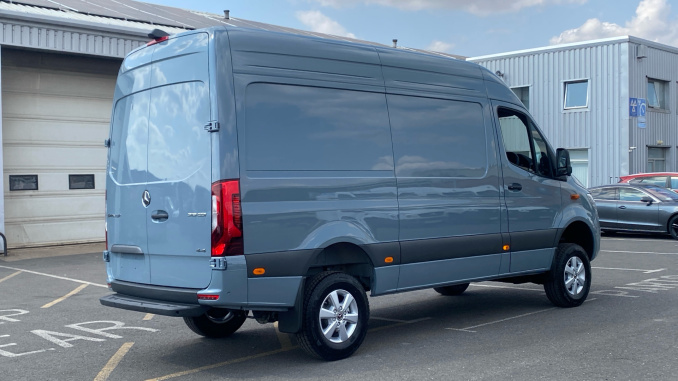 Mercedes-Benz Sprinter 319Cdi L2 Diesel Awd 3.5t H2 Pro Van 9G-Tronic - Image 10